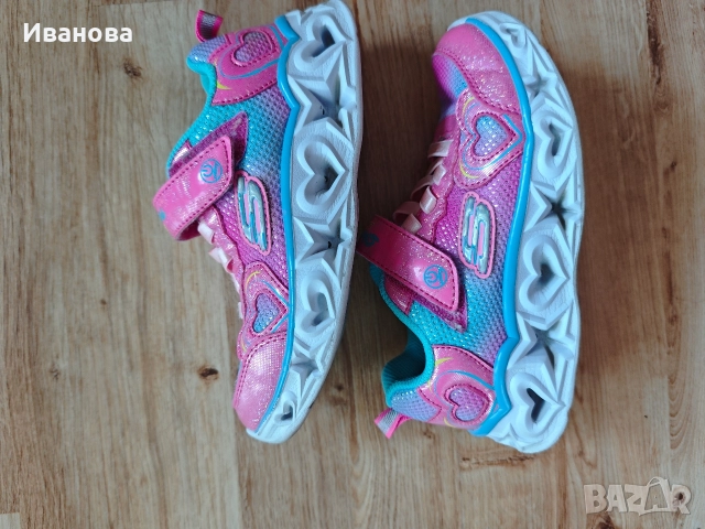 Детски маратонки Skechers и nike 29 30 32, снимка 6 - Детски маратонки - 52789858