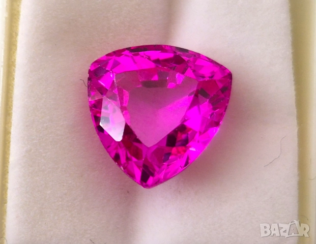 Естествен фасетиран сапфир 9.50 k. Сертификат, снимка 2 - Други - 52242918