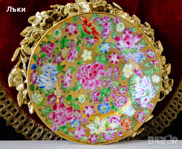 Порцеланова чиния Mille Fleurs,китайски порцелан,злато. 