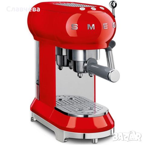 Кафемашина SMEG ECF01RDEU, снимка 1 - Кафемашини - 45841767