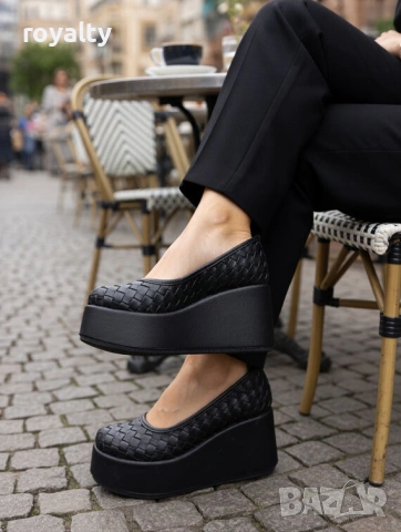 Обувки на платформа - черна кожа, снимка 2 - Дамски ежедневни обувки - 54120408