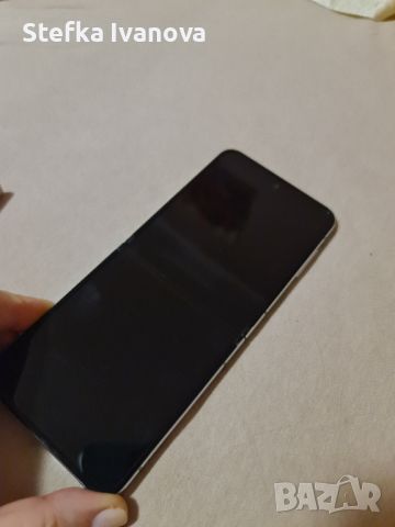 Samsung Galaxy Flip5 , снимка 2 - Samsung - 45827693