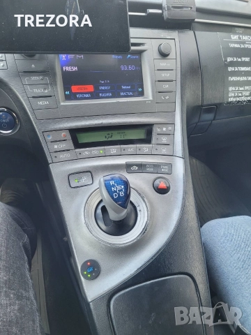 Toyota Prius 1.8 Hybrid-Facelift-TAXI-LPG, снимка 8 - Автомобили и джипове - 52908440
