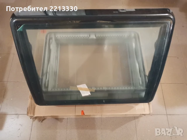 Люк Midi Heki, Dometic Rooflight ЧИСТО НОВ , монтажен отвор 70x50cm , снимка 12 - Каравани и кемпери - 51391795