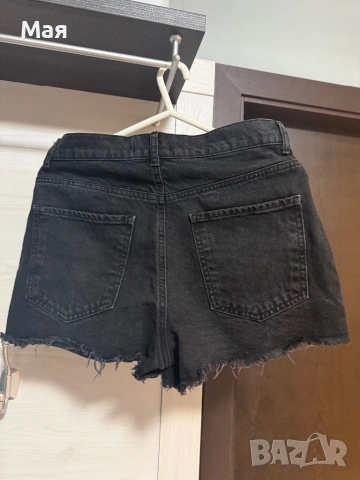 5 евро нови дамски дънкови панталонки на LCW размер 26. , снимка 2 - Къси панталони и бермуди - 50957637