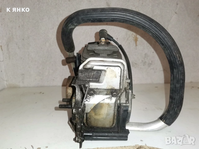 Продавам резачка за дърва , снимка 7 - Моторни триони/резачки - 54171111