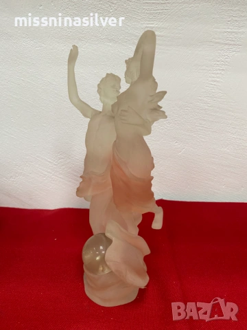 Влюбени - статуетка, снимка 2 - Статуетки - 53343778