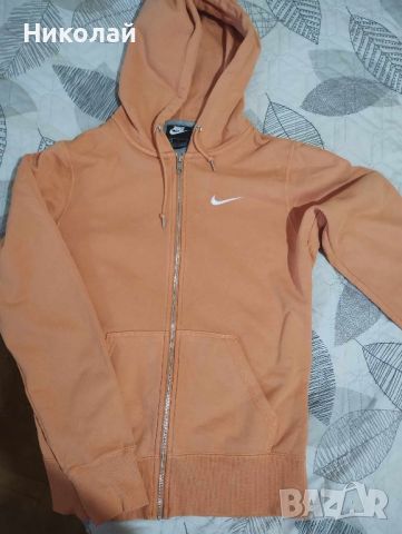 оригинален суичър Nike, снимка 1 - Спортни дрехи, екипи - 46571423