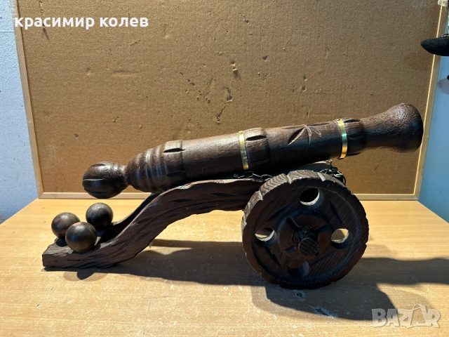 дървено оръдие сувенир