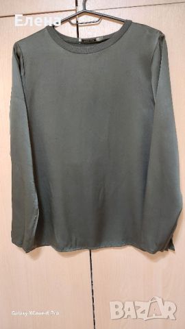 Блуза от плътна коприна Riccovero Norway.
100% е коприна. размер S, снимка 1 - Ризи - 46442536