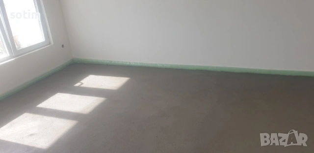 Полагане на подова замазка с машина, снимка 8 - Ремонти на къщи - 53162185