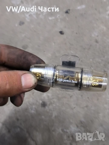 Бушон за усилвател / връзка кабели за усилвател , снимка 2 - Ресийвъри, усилватели, смесителни пултове - 50678235