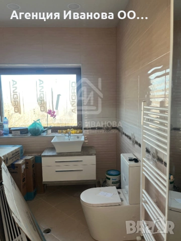 Обновена къща в с.Звезда, общ.Попово, снимка 8 - Къщи - 53794522