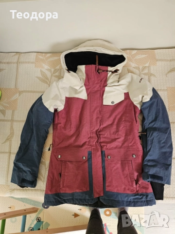 Дамско ски яке Icepeak, снимка 2 - Якета - 52567679