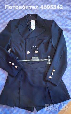 Костюм от сако и пола-панталон