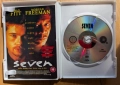 Se7en DVD (1 Disc) Morgan Freeman & Brad Pitt без български субтитри цена 10лв , снимка 3