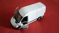 Mercedes-Benz Sprinter Panel Van Welly - Мащаб 1:34:39, снимка 2