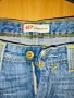 Нови Дамски дънки Levi's, модел 627 straight, 34 номер, снимка 1