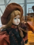 Порцеланова кукла със стойка , снимка 2