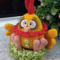 Великденски подаръци. Петел + 2 пиленце на тревата. Плетена играчка. Ръчно изработени., снимка 5 - Плюшени играчки - 45253239