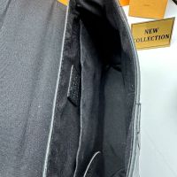 Мъжка чанта Louis Vuitton сива звезда капак , снимка 2 - Чанти - 45413720