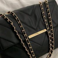 Черна или бяла  модерна чанта , снимка 7 - Чанти - 45543225