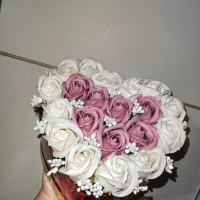 Ръчно изработена кутия с ароматни рози, снимка 4 - Романтични подаръци - 44974796