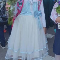 Официална рокля за момиче 8-10 г, снимка 2 - Детски рокли и поли - 45675729