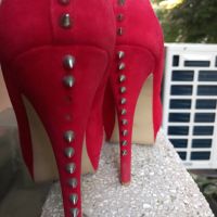 Червени обувки висок ток 38 номер , снимка 2 - Дамски обувки на ток - 45530325