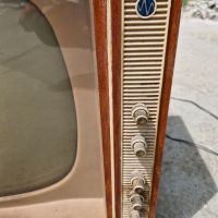 Стар телевизор Дунав  от 1963 кинескоп Тесла, снимка 6 - Антикварни и старинни предмети - 45885549