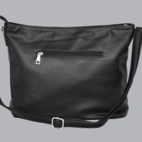 Дамска чанта с дълга дръжка//удобен среден размер и функционално разпределение, снимка 6 - Чанти - 45132905