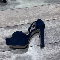 Дамски сандали на ток, снимка 1 - Дамски обувки на ток - 45745959