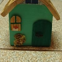 Цветна дървена къщичка , снимка 3 - Сувенири от дърво - 45422575