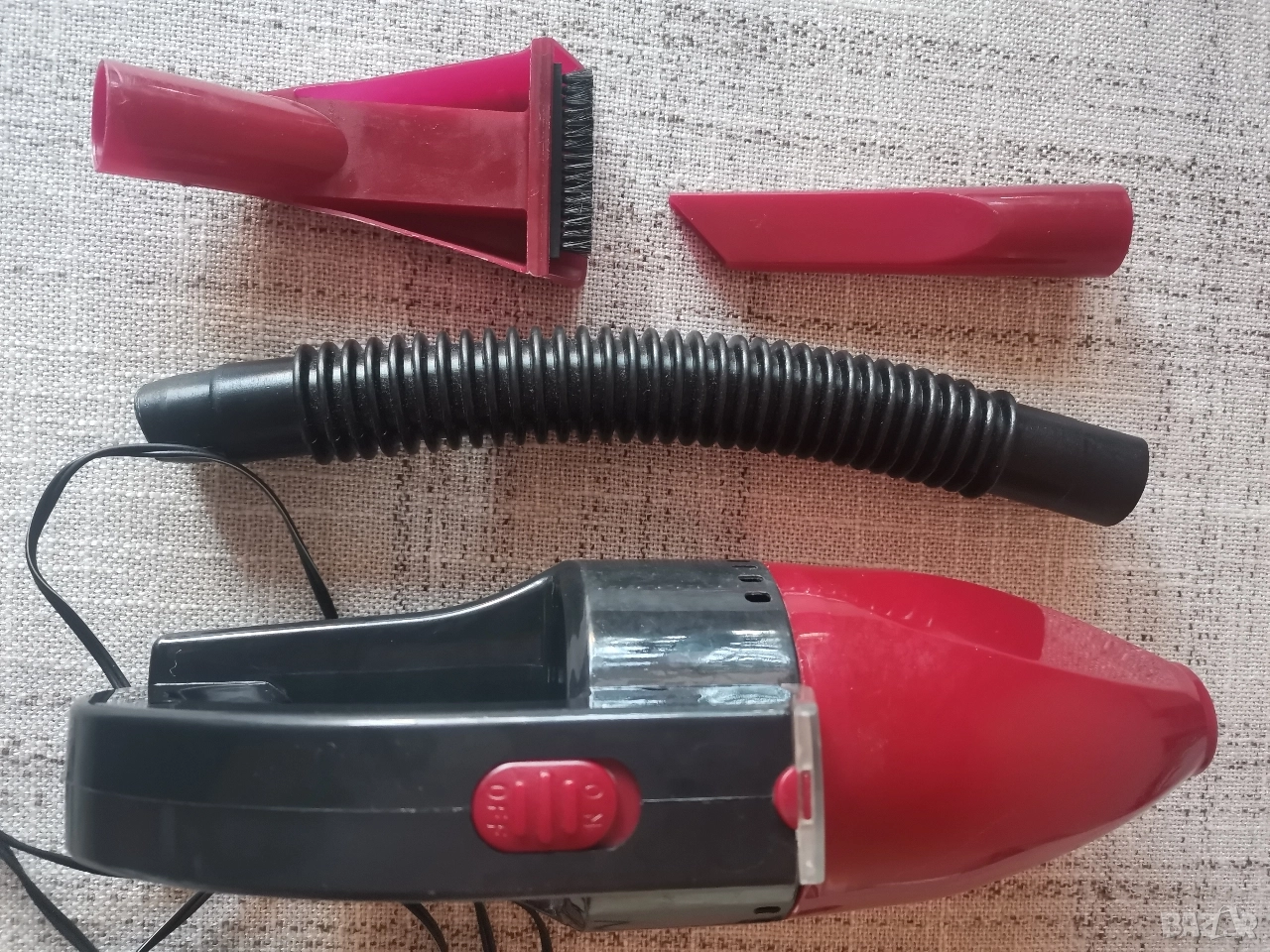 Прахосмукачка за кола на 12 V, снимка 1