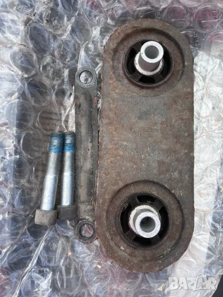 баланс диференциал мерцедес ц класа w203 тампони щанга планка заден диф мерцедес ц класа цлк цлц 203, снимка 1