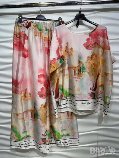 дамски сатенен комплект овърсайз тениска и панталон с широк крачол , снимка 1