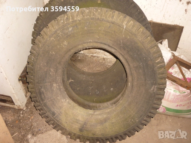 Нови гуми за тракторно ремарке, снимка 1