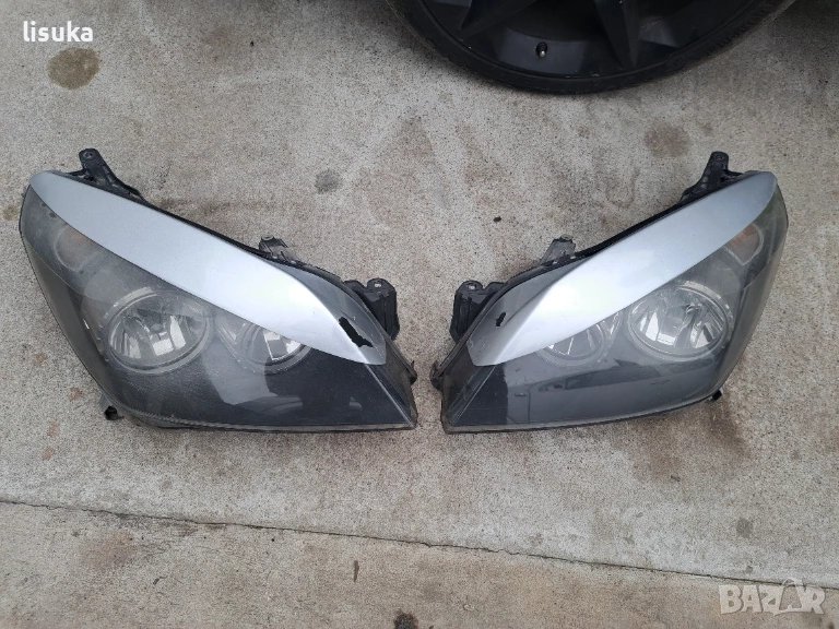 Фарове за Опел Астра Н оригинални на хела , снимка 1