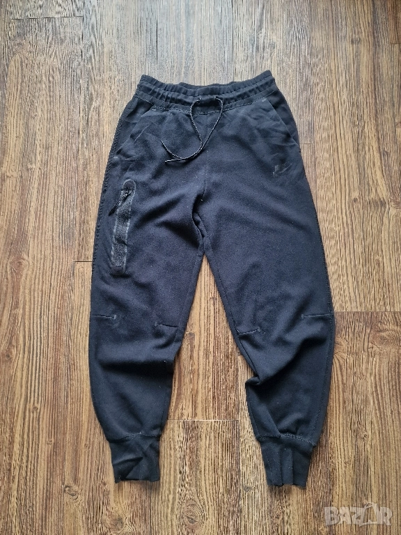 Страхотно мъжко спортно долнище NIKE размер S,, снимка 1