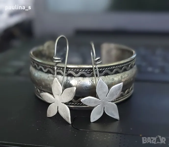 Vintage / Винтидж / Рядка находка / Сребърни обеци на върбило / Цветя / проба 950 , снимка 1