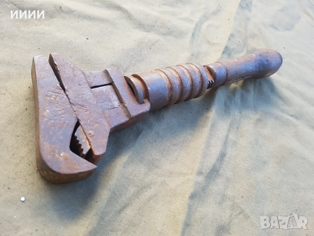 Старинен ключ инструмент 