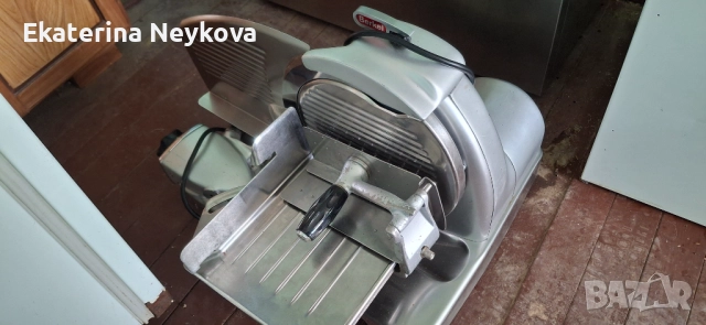 Колбасорезачка Berkel 834, снимка 2 - Обзавеждане на кухня - 52223826