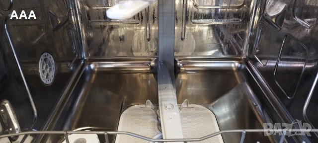 Съдомиялна Whirlpool свободностояща A+ Внос от Германия, снимка 8 - Съдомиялни - 53583039