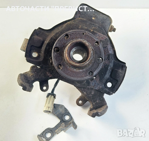 Преден Ляв Шенкел Главина Опел Астра Г Opel Astra G 1.7 td