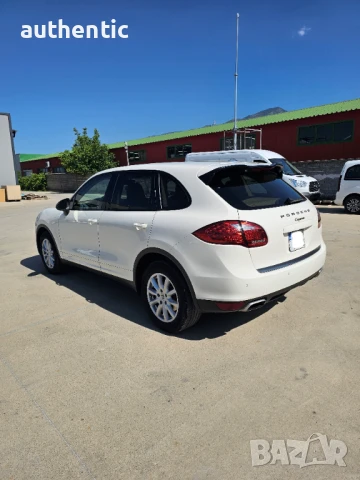 Продавам Porsche Cayenne 3.6 V6 – 2011 година, снимка 3 - Автомобили и джипове - 45083071