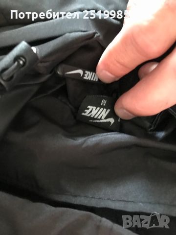Черна ветровка с качулка Nike - размер Л, снимка 3 - Спортни дрехи, екипи - 46422922