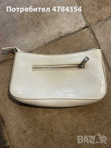 Дамска чантичка, снимка 2 - Чанти - 54102148