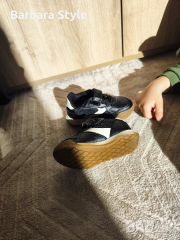 детски маратонки Geox, снимка 2 - Детски маратонки - 54159159