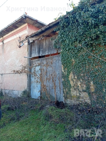 двуетажна къща в с.Паскалевец, снимка 3 - Къщи - 53736972