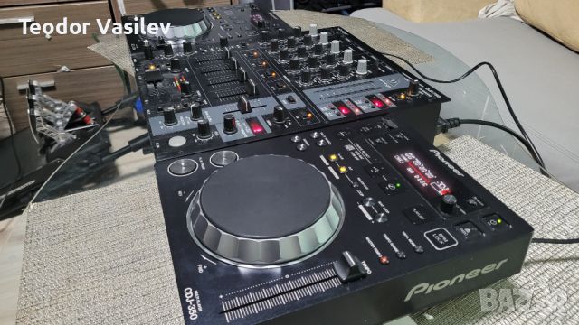 2 x Pioneer CDJ 350 + Behringer DJX750 КАТО НОВИ, снимка 2 - Ресийвъри, усилватели, смесителни пултове - 45932747